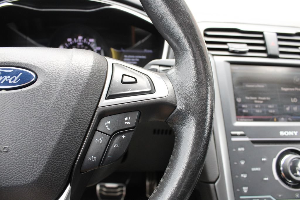 Used 2014 Ford Fusion Titanium AWD/4WD image 13