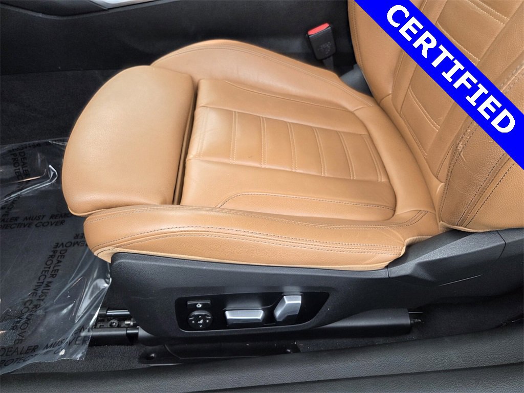 Used 2021 BMW 430i Coupe w/ Convenience Package image 21