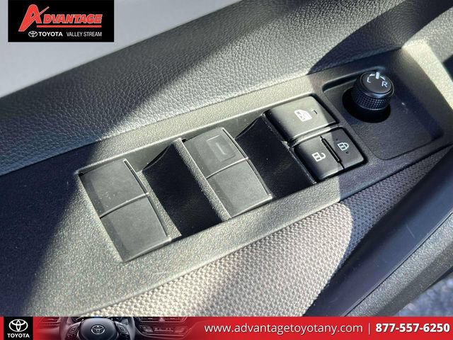 Used 2026 Toyota Corolla LE FWD image 23