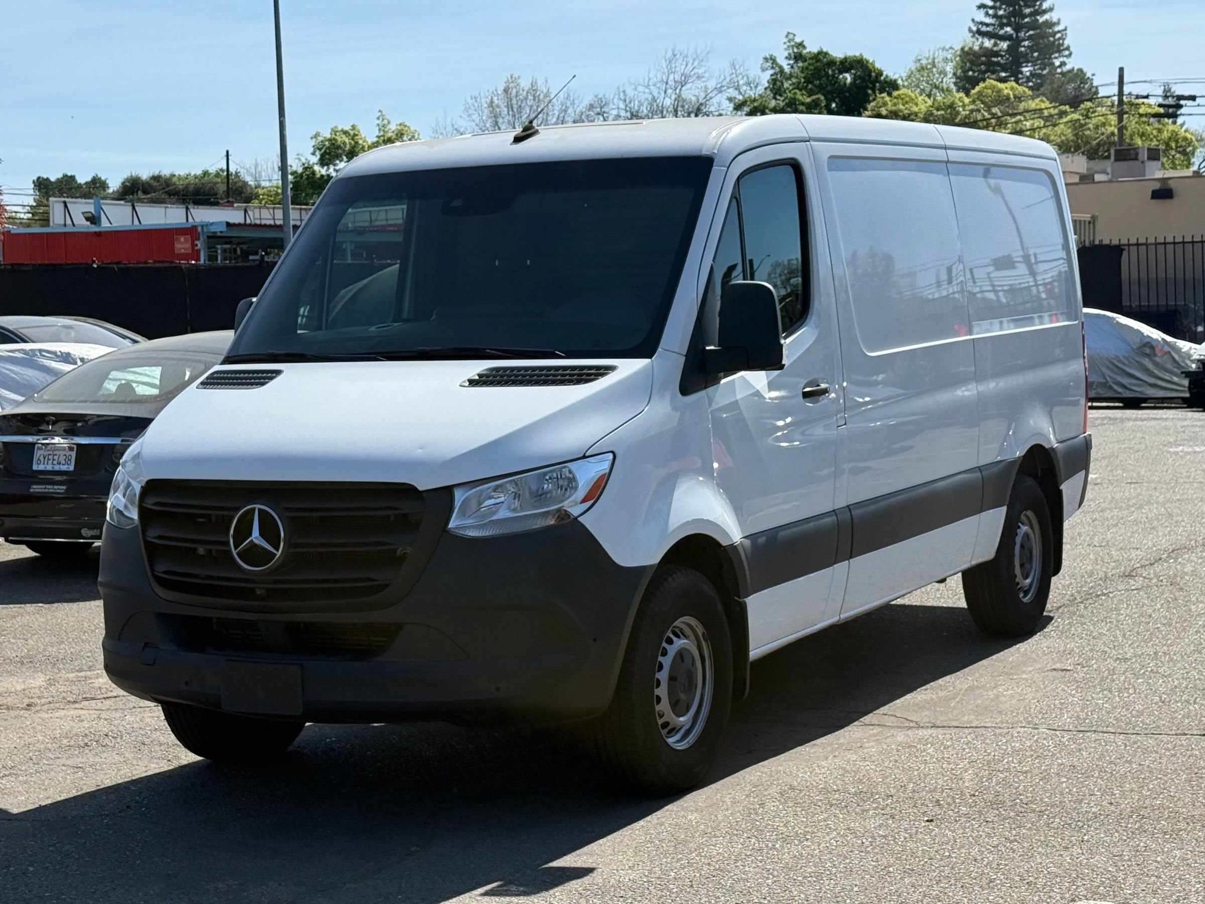 Used 2022 Mercedes-Benz Sprinter 1500 image 1