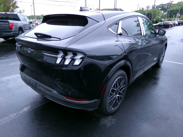 New 2026 Ford Mustang Mach-E Premium AWD/4WD image 4