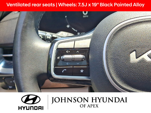 Used 2022 Kia Carnival SX Prestige FWD image 20
