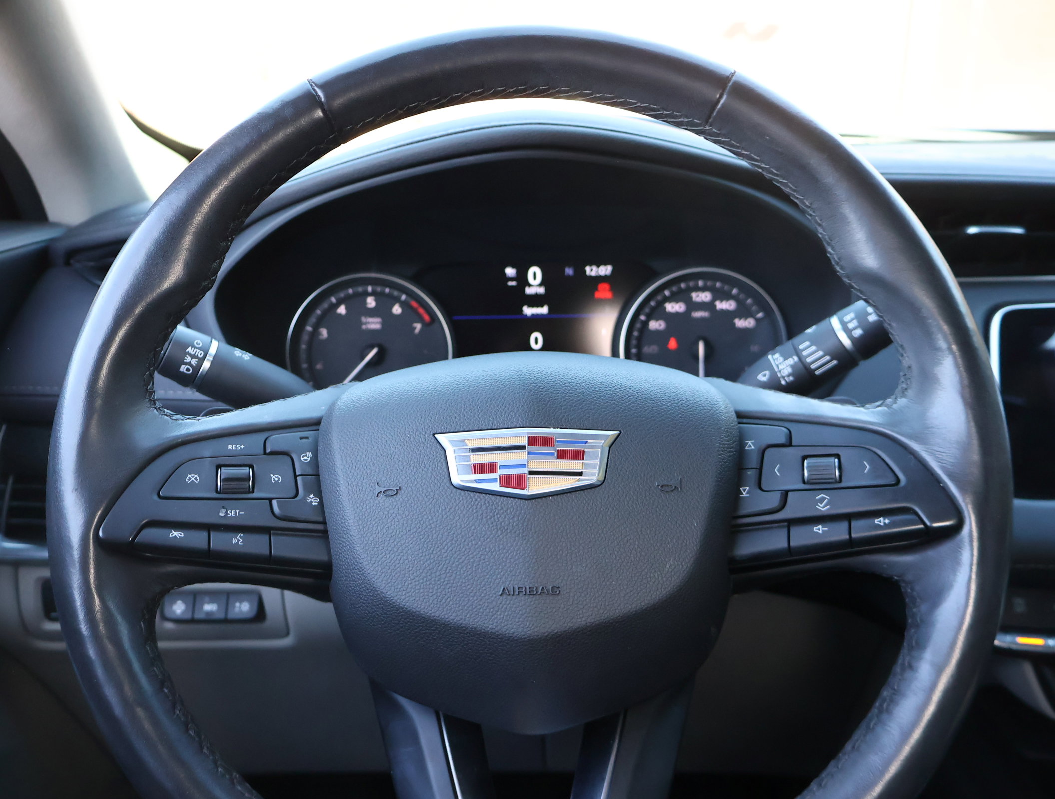 Used 2019 Cadillac XT4 Premium Luxury image 14