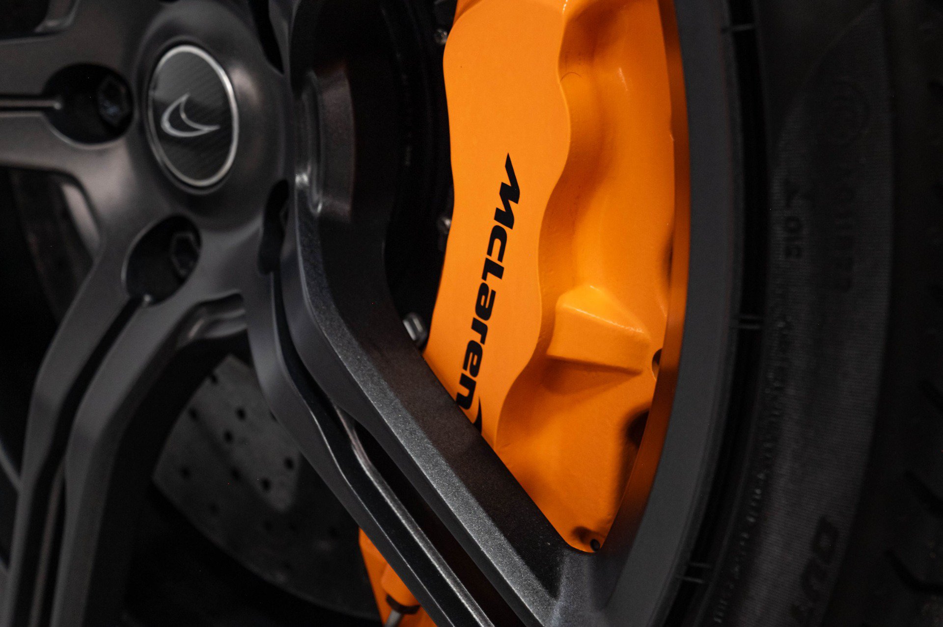 Used 2015 McLaren 650S Spider RWD image 53