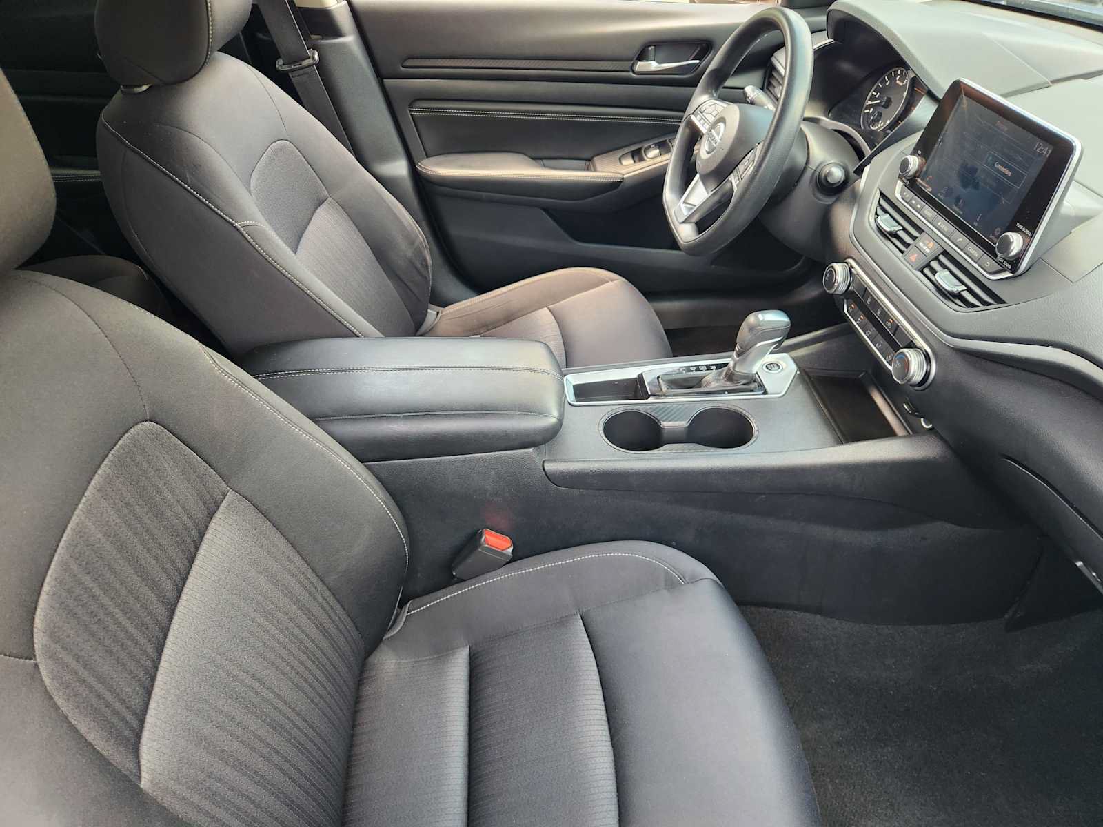 Used 2019 Nissan Altima 2.5 S FWD image 13