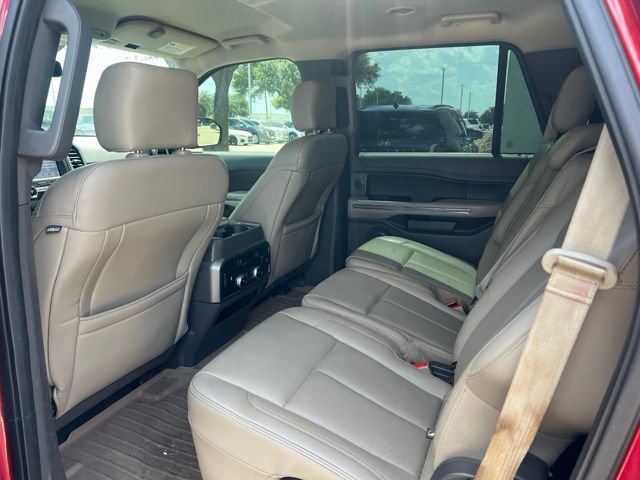 Used 2019 Ford Expedition XLT w/ Equipment Group 202A RWD image 10