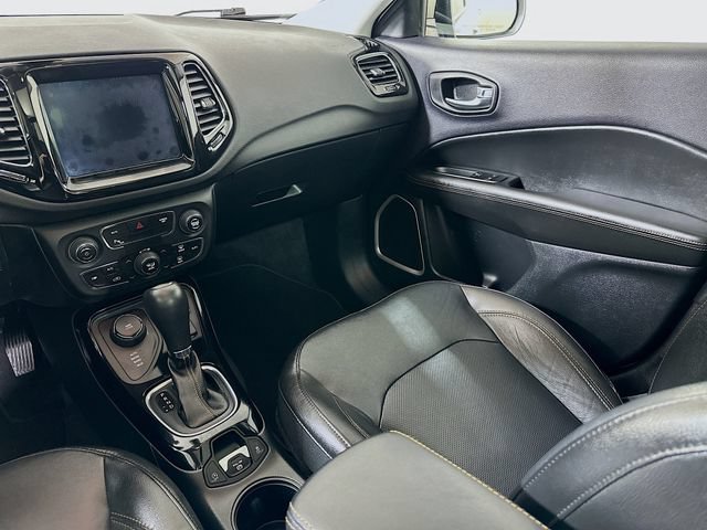 Used 2018 Jeep Compass Limited w/ Navigation Group AWD/4WD image 30