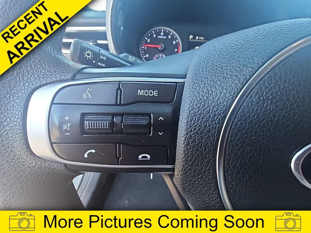 Used 2021 Kia K5 LX image 11