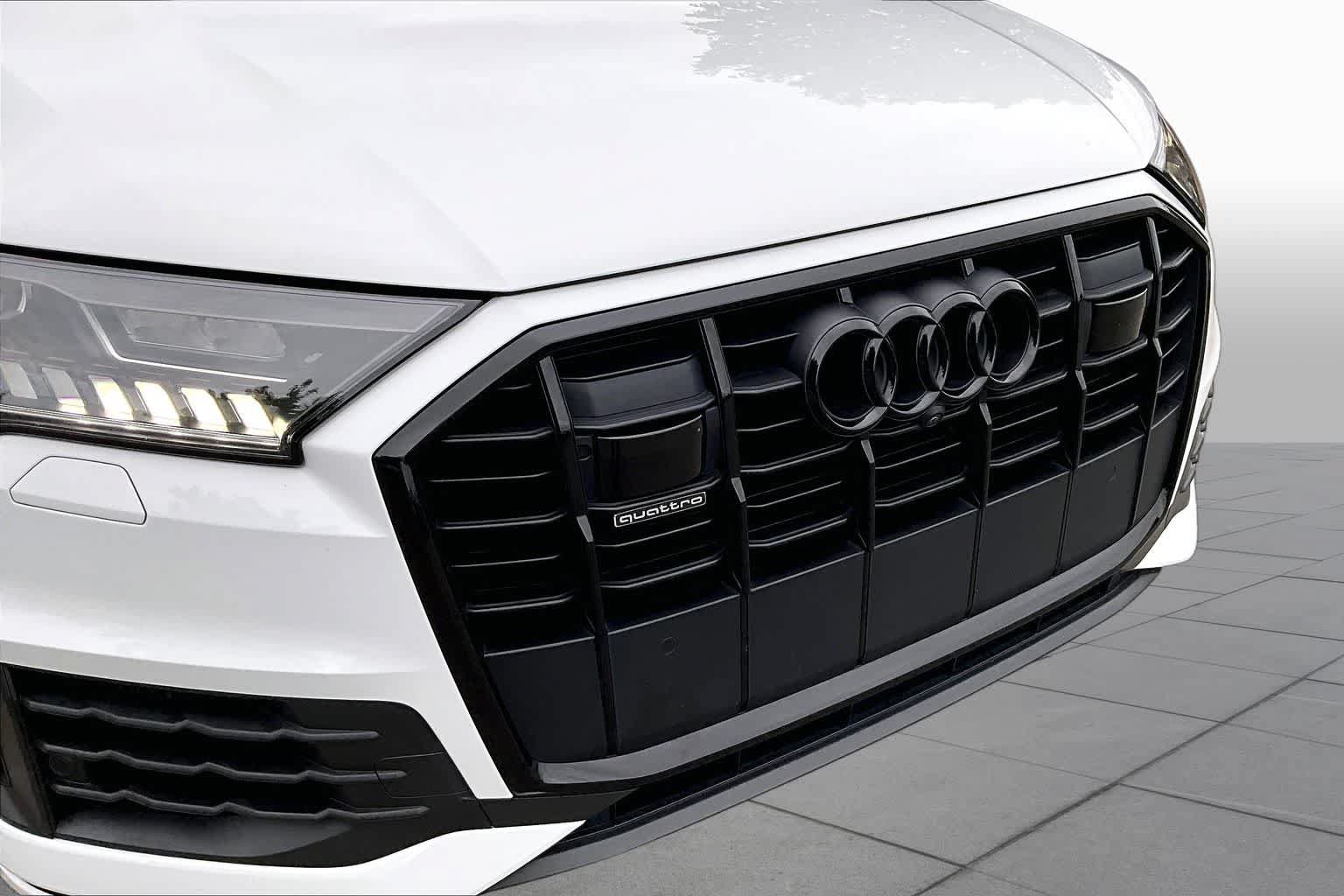 Used 2021 Audi Q7 3.0T Prestige AWD/4WD image 32