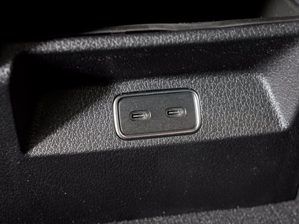 Certified 2026 Mercedes-Benz GLE 350 4MATIC image 32