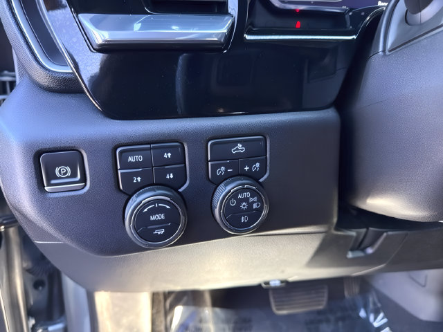 Used 2023 Chevrolet Silverado 1500 RST w/ Z71 Off-Road Package AWD/4WD image 17