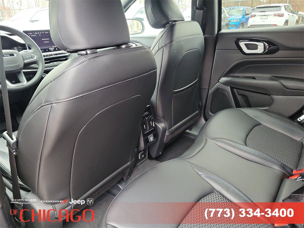 New 2026 Jeep Compass Latitude image 11