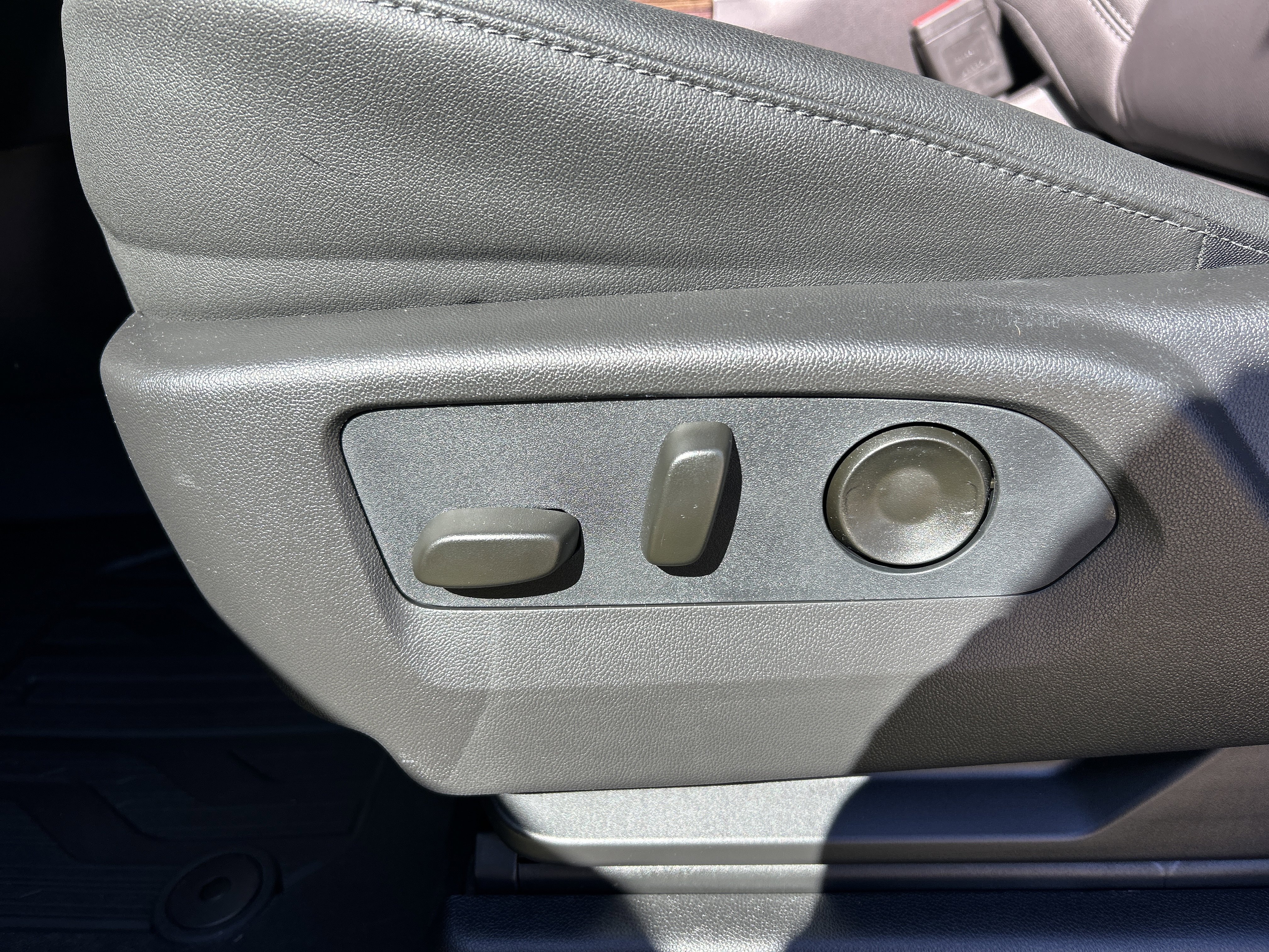 New 2026 GMC Sierra 1500 Elevation w/ Elevation Premium Package image 12