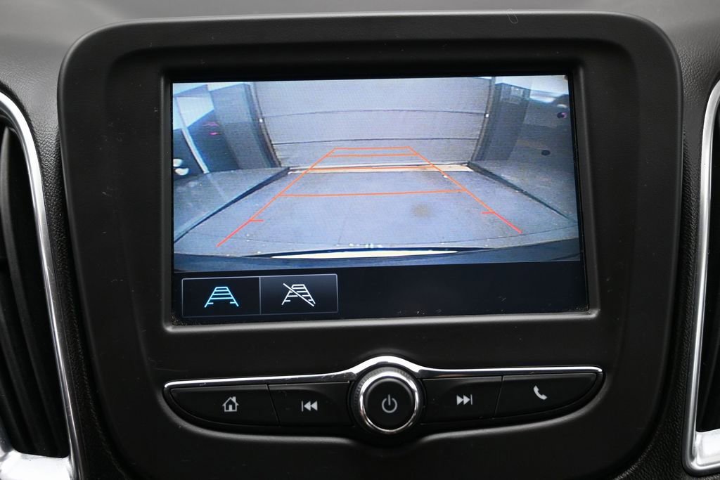 Used 2018 Chevrolet Malibu LT image 23