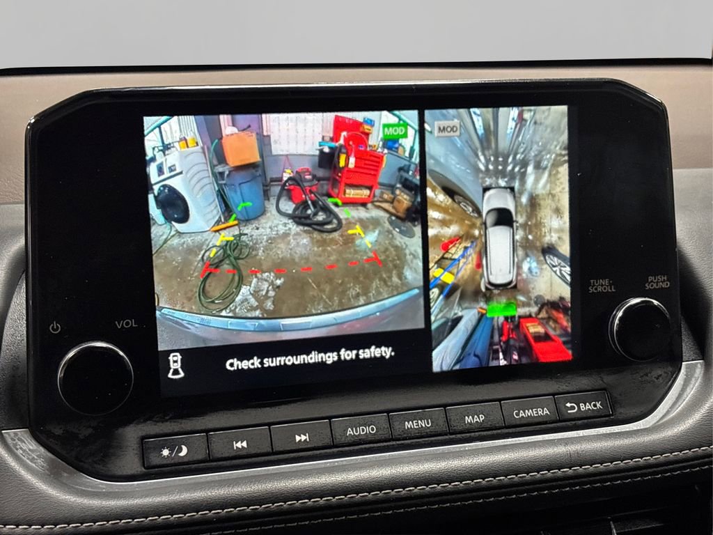 Used 2021 Nissan Rogue SL w/ Premium Package image 24