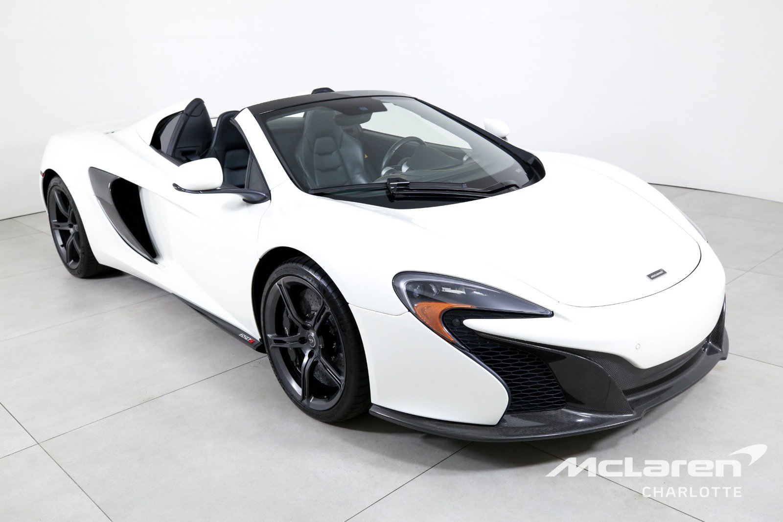 Used 2015 McLaren 650S Spider RWD image 4