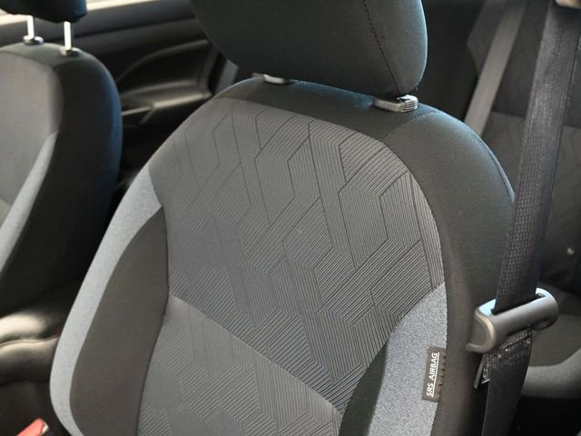 Used 2025 Nissan Versa SV image 18