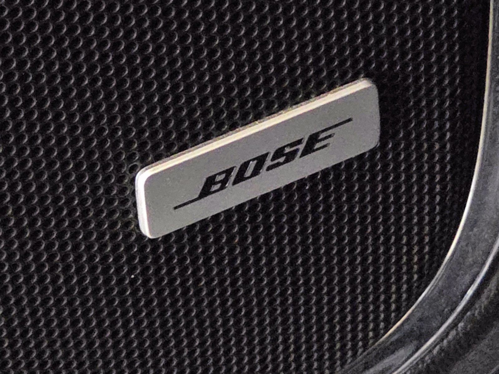 Used 2015 Chevrolet Suburban LT RWD image 23