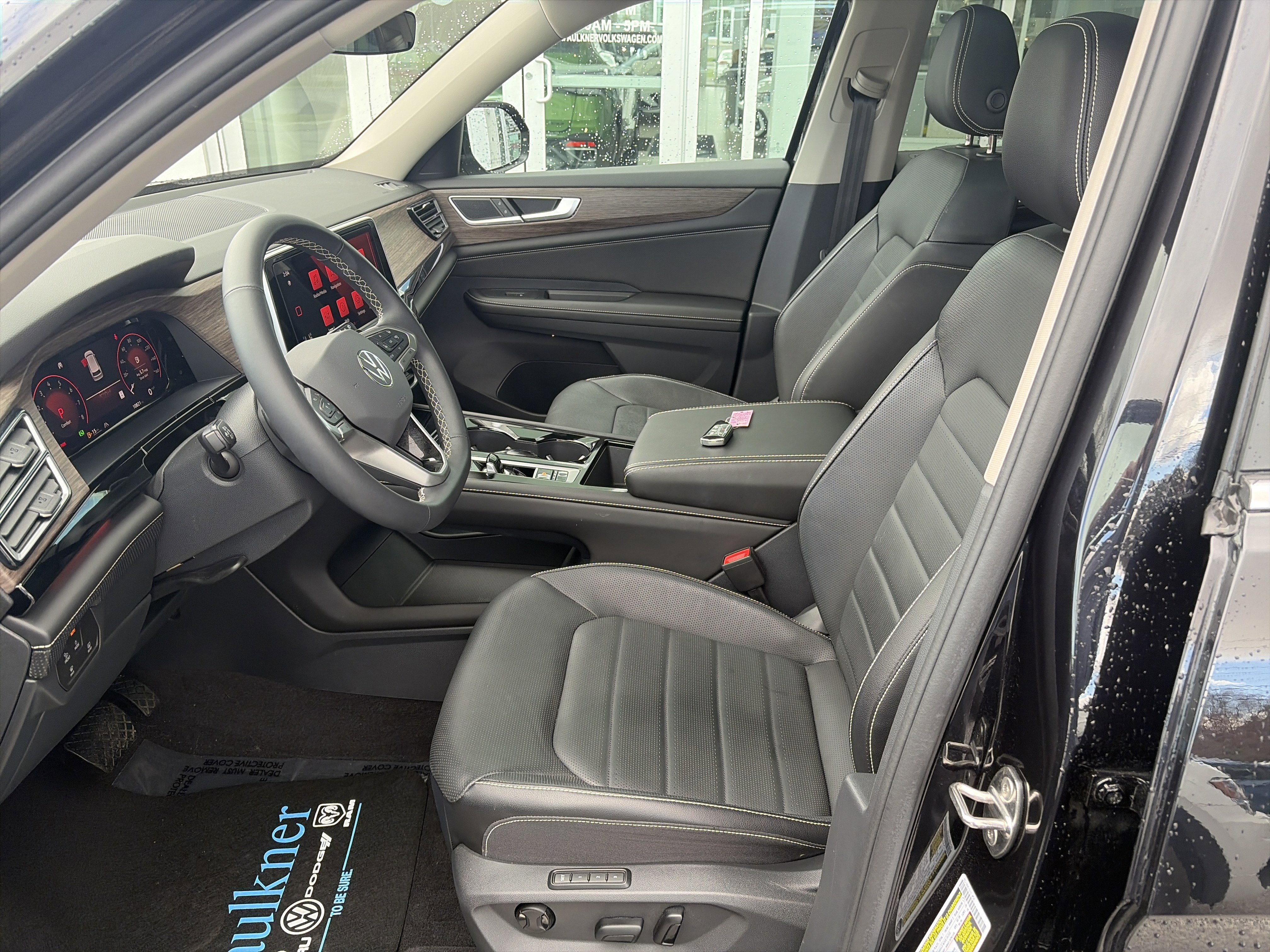 Used 2024 Volkswagen Atlas SEL image 18