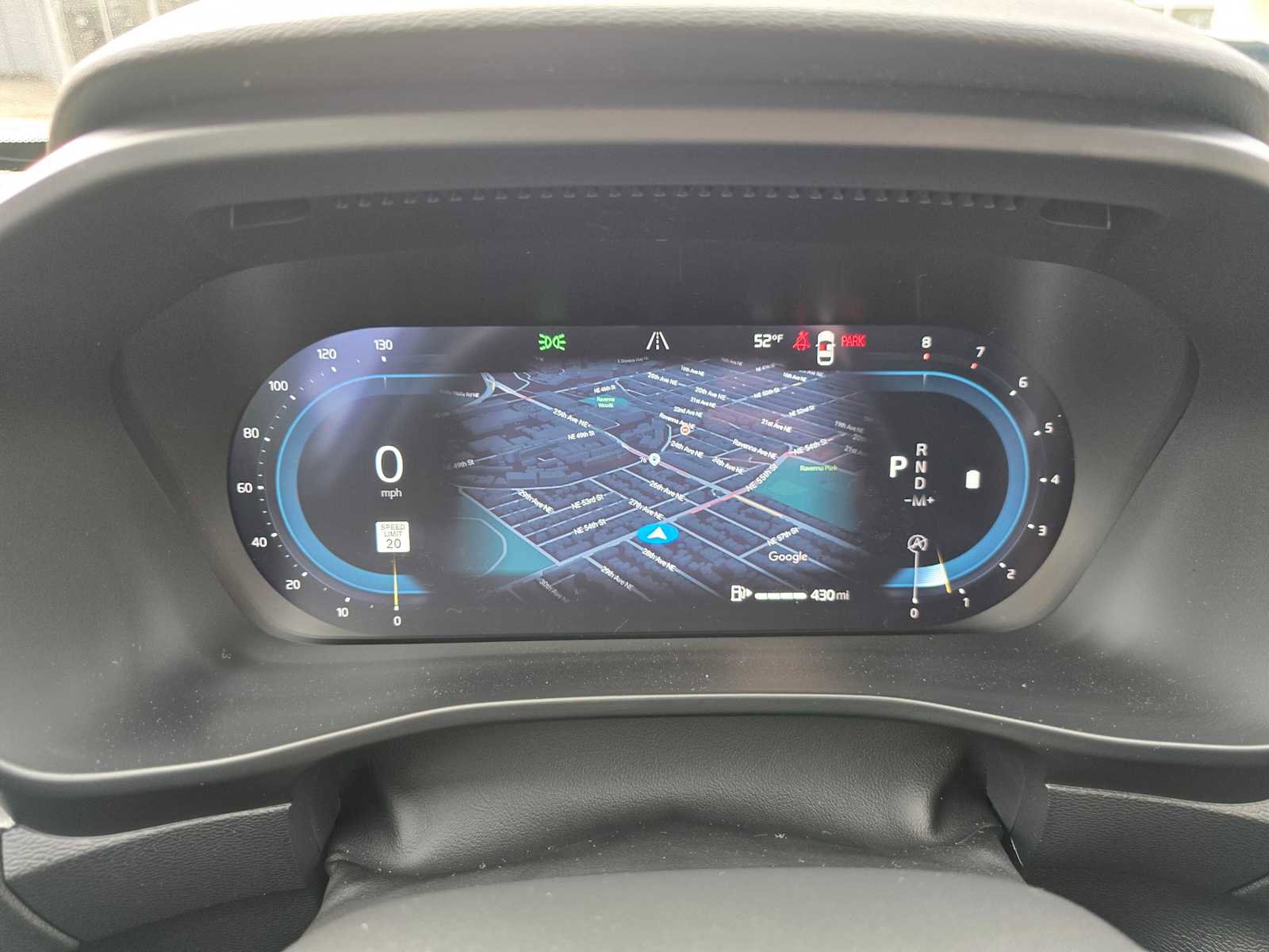 Certified 2025 Volvo XC40 B5 Core w/ Protection Package Premier image 28