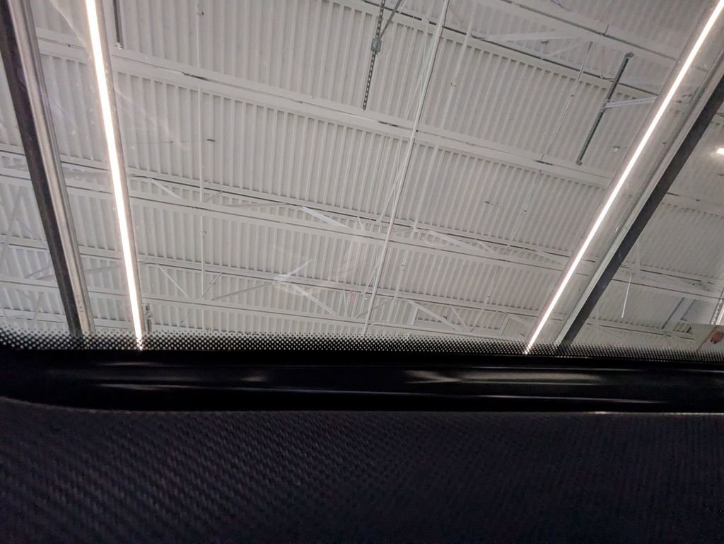 Certified 2025 BMW 530i xDrive w/ Premium Package image 28