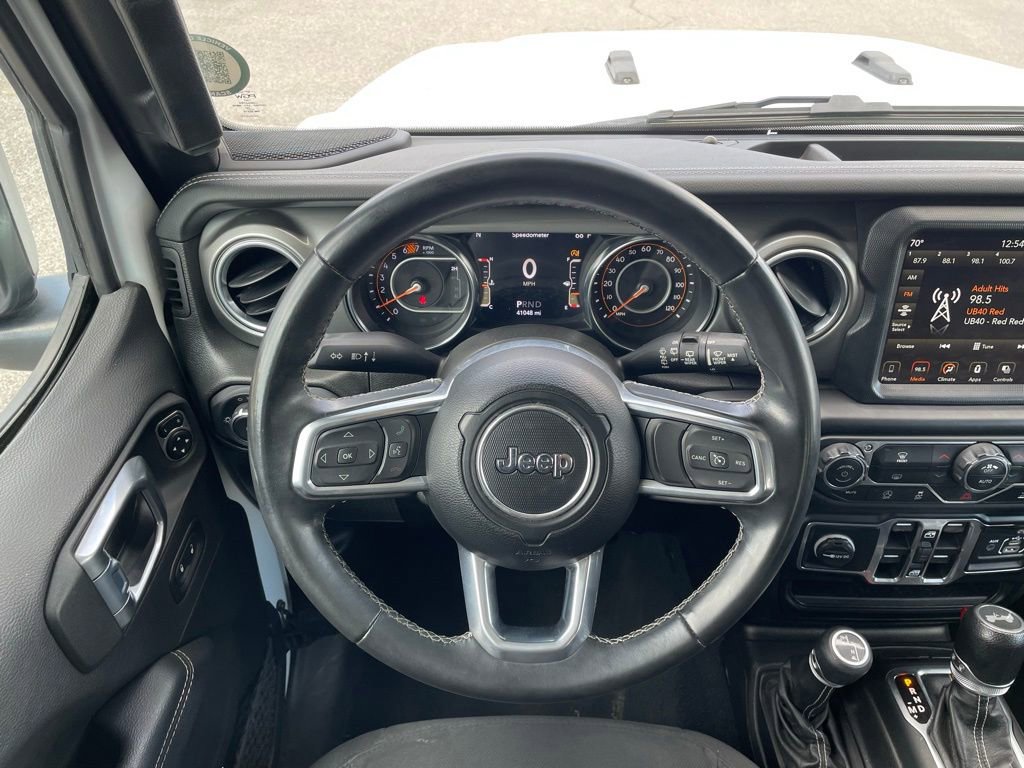 Used 2022 Jeep Wrangler Unlimited Sahara image 14