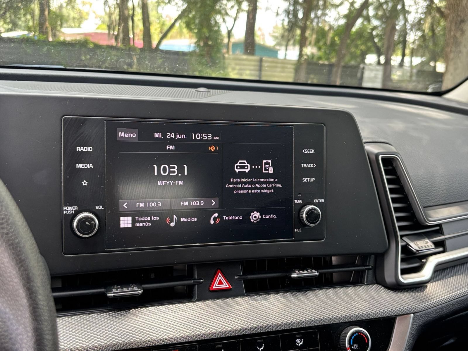 Used 2025 Kia Sportage LX FWD image 20