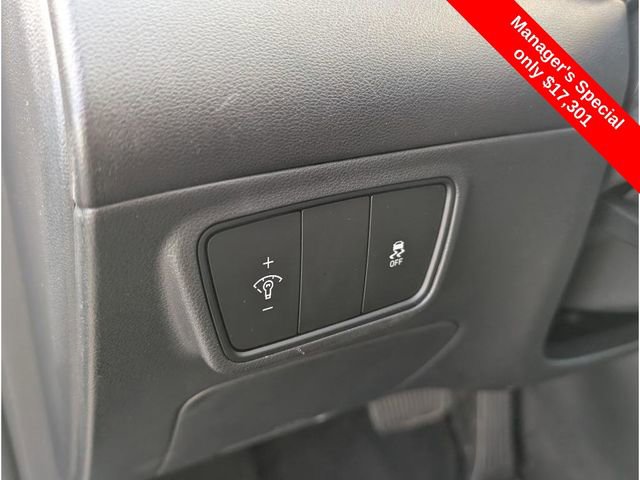 Used 2022 Hyundai Tucson SEL w/ Cargo Package image 17