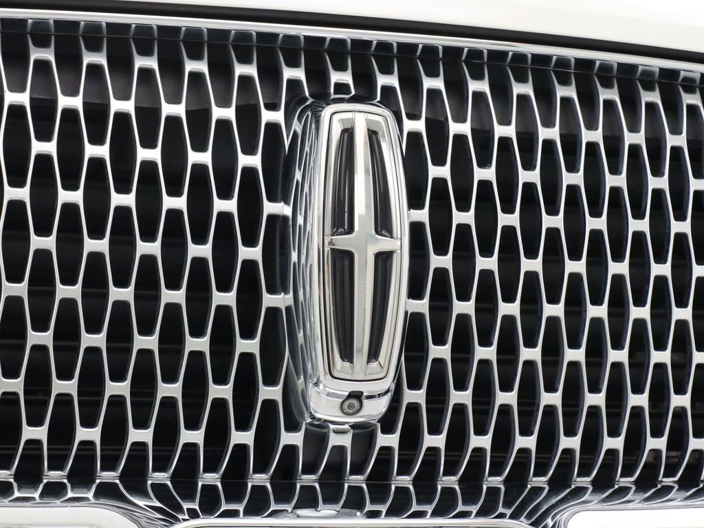 Used 2021 Lincoln Navigator Reserve w/ Luxury Package RWD image 9