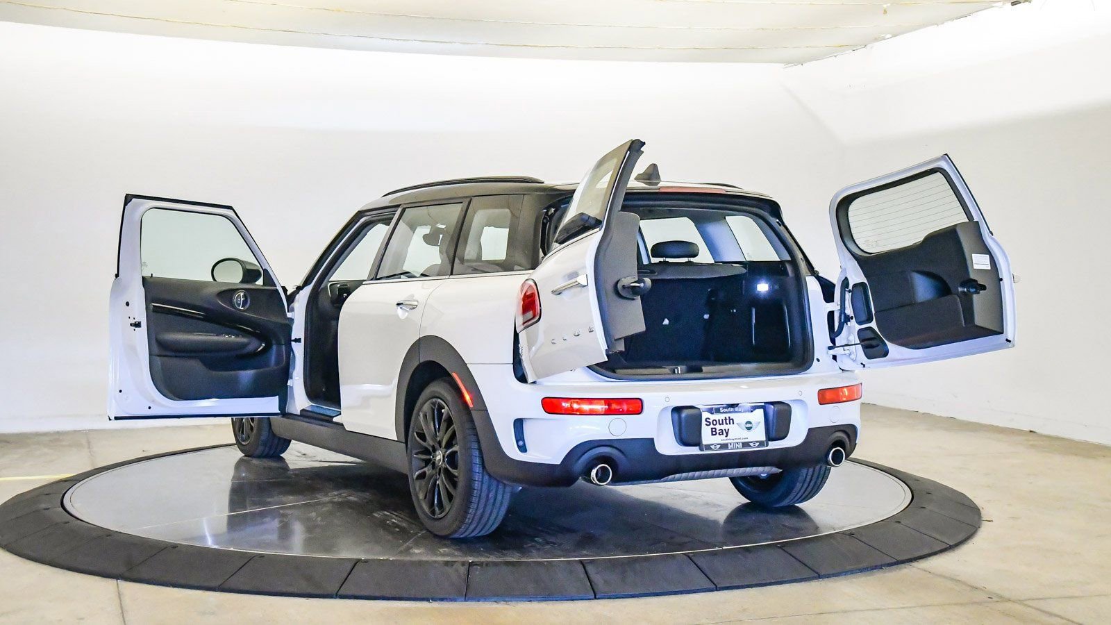 Certified 2023 MINI Cooper Clubman S image 29