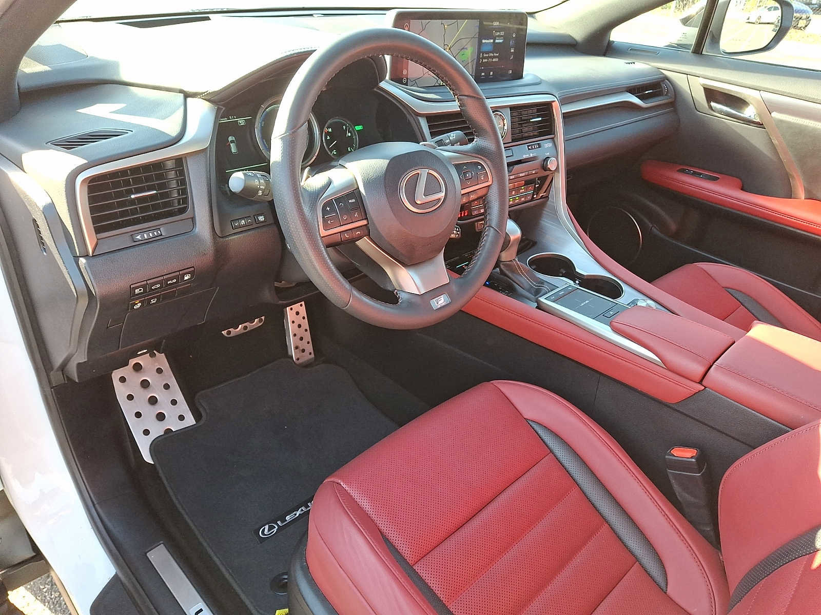 Used 2022 Lexus RX 450h F Sport w/ Accessory Package AWD/4WD image 10