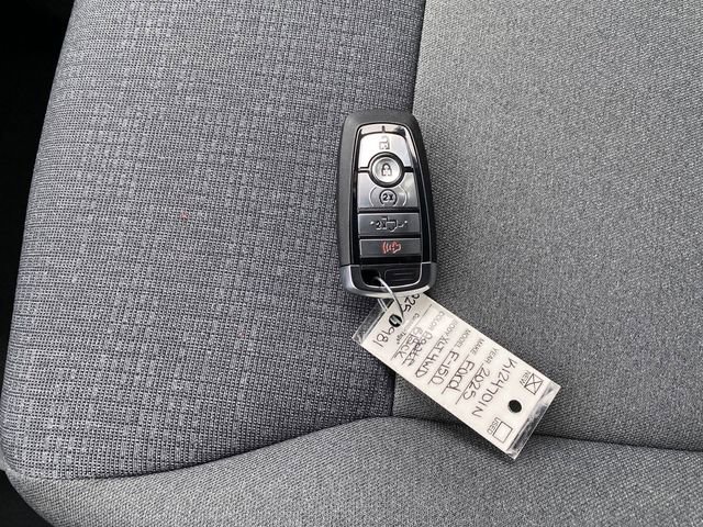 New 2025 Ford F150 XLT w/ Equipment Group 303A High image 28