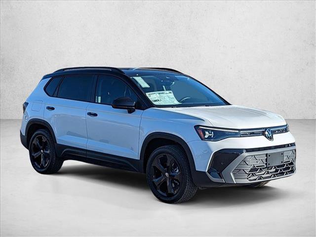 New 2025 Volkswagen Taos SE image 6