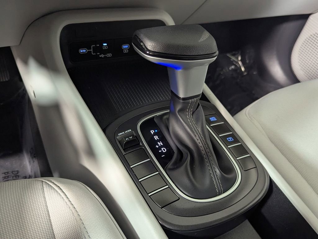 Certified 2026 Hyundai Kona SE image 23