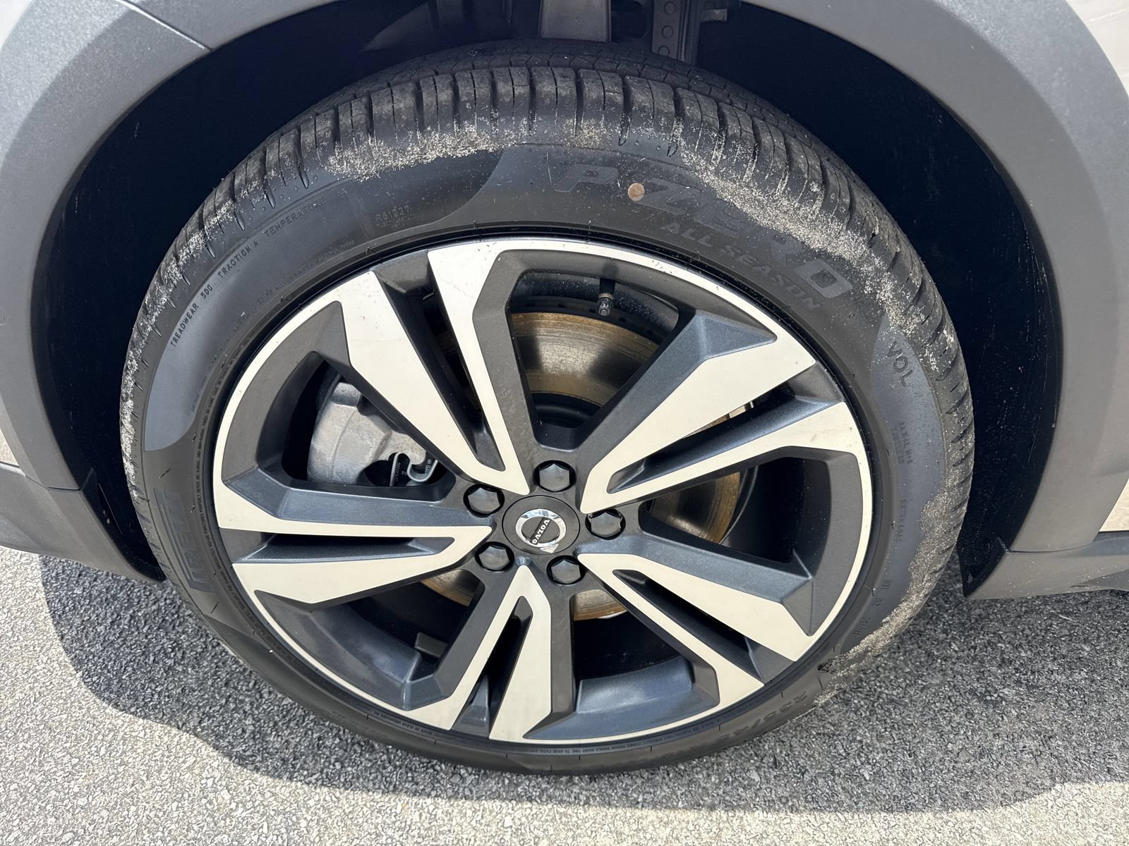 New 2026 Volvo V60 B5 Cross Country Plus w/ Protection Package Premier AWD/4WD image 9