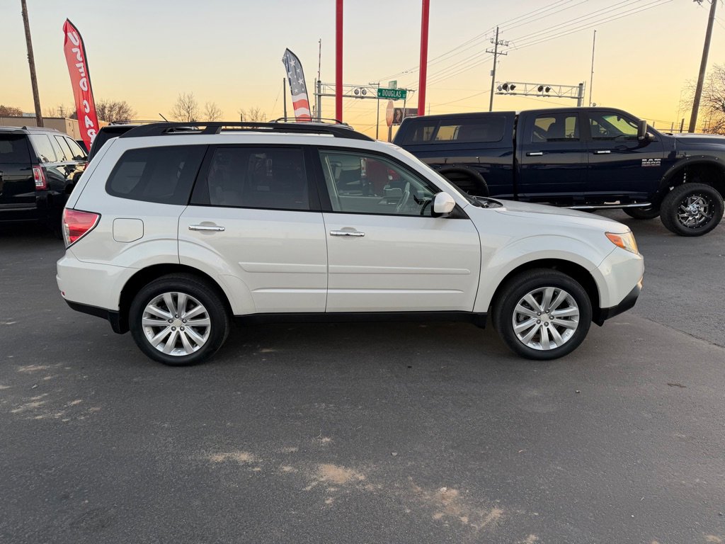 Used 2012 Subaru Forester 2.5X Limited image 6