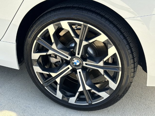 Used 2025 BMW 330i xDrive Sedan w/ Premium Package AWD/4WD image 12