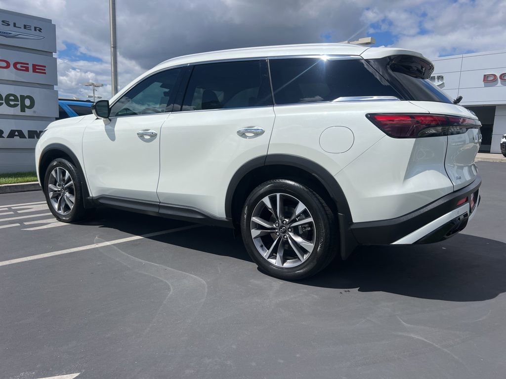 Used 2023 INFINITI QX60 Luxe AWD/4WD image 17