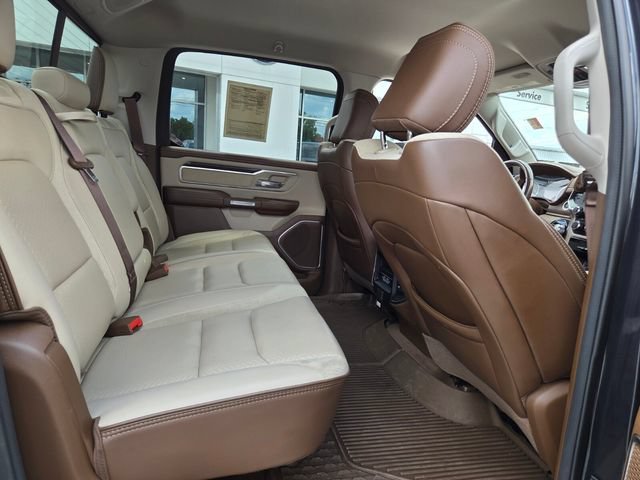Used 2022 RAM 1500 Laramie AWD/4WD image 13