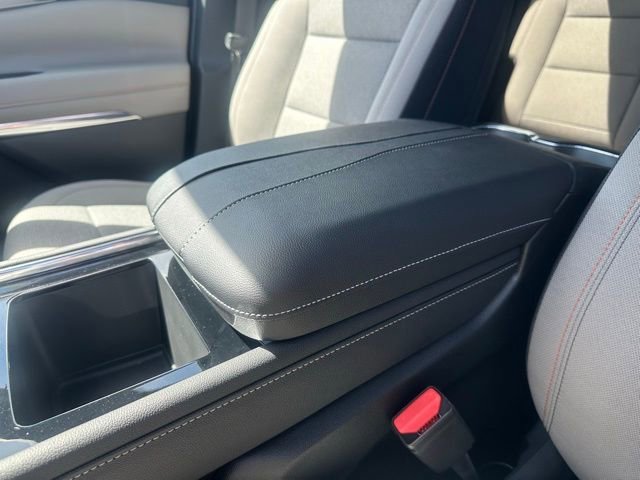 New 2026 Chevrolet Traverse LT w/ LPO, Floor Liner Package AWD/4WD image 12