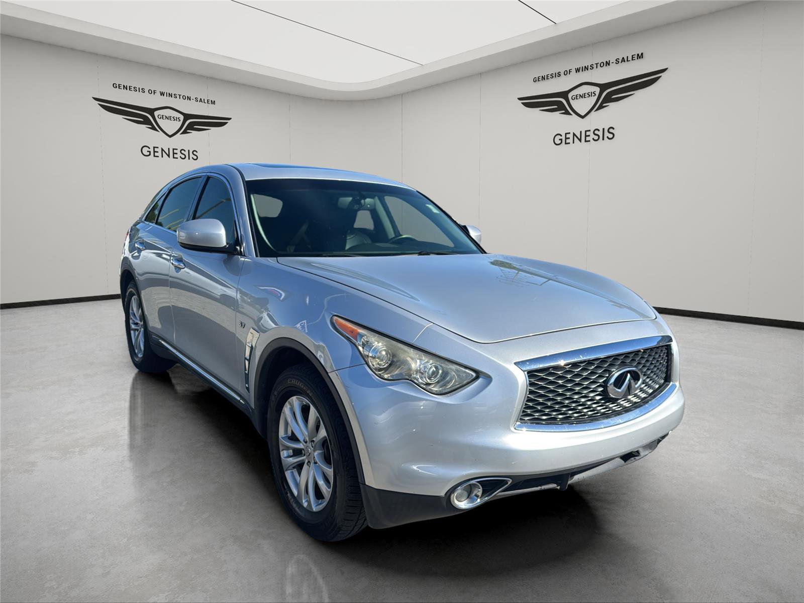 Used 2017 INFINITI QX70 AWD image 7