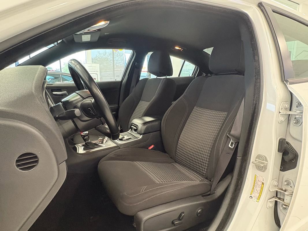 Used 2023 Dodge Charger SXT RWD image 21