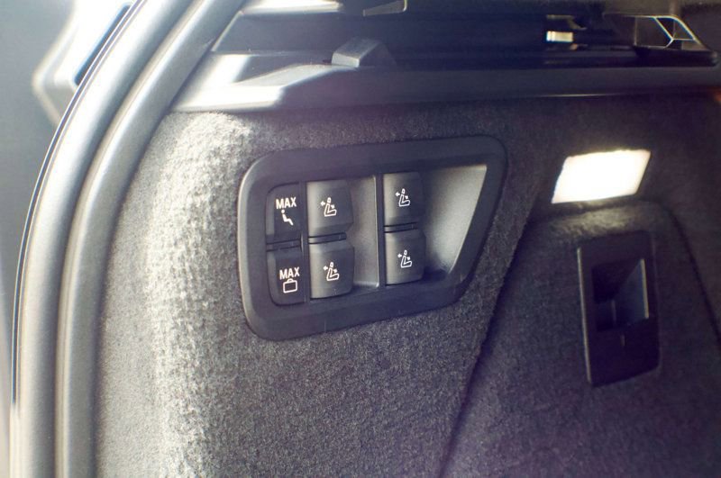 Used 2023 BMW X7 xDrive40i AWD/4WD image 59