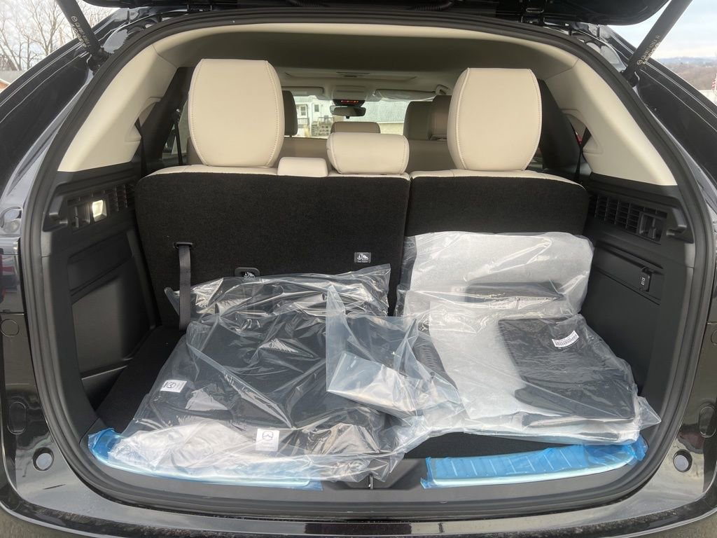 New 2026 MAZDA CX-90 3.3 Turbo w/ Preferred Package image 16