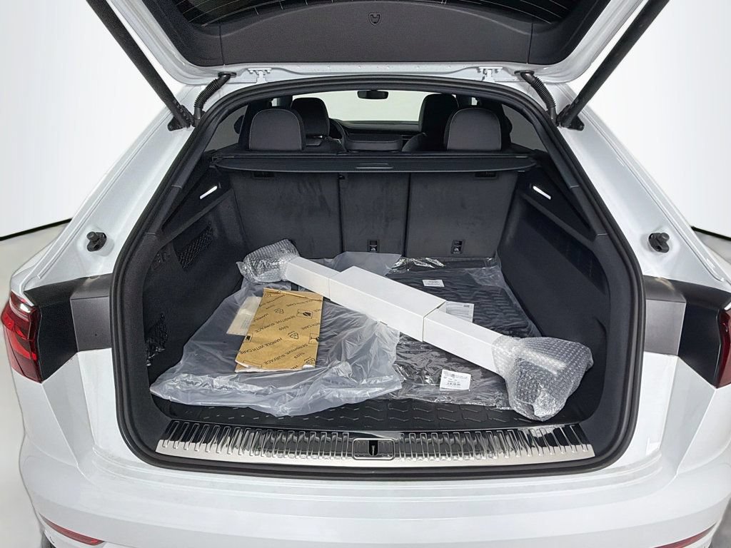 New 2026 Audi Q8 Premium Plus AWD/4WD image 28