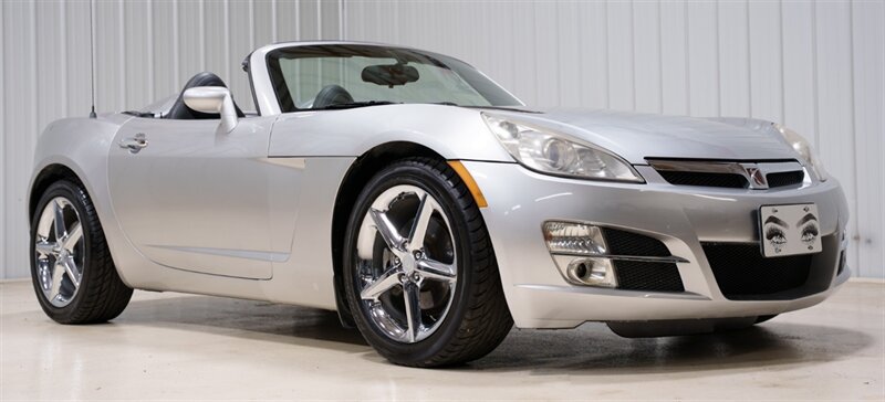 Used 2008 Saturn Sky w/ Premium Trim Package RWD image 1