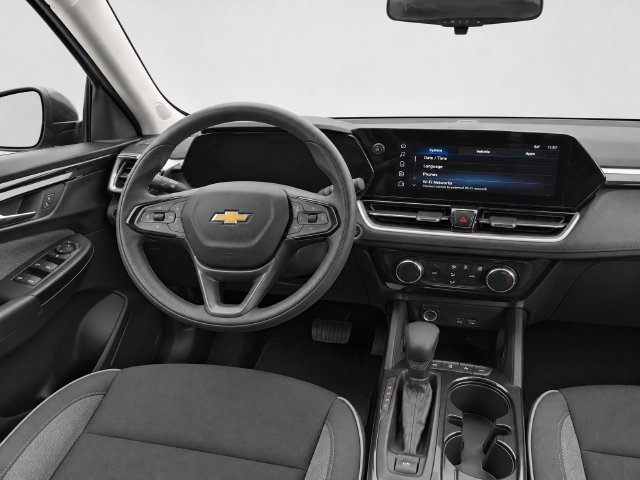 Used 2025 Chevrolet TrailBlazer LT AWD/4WD image 30