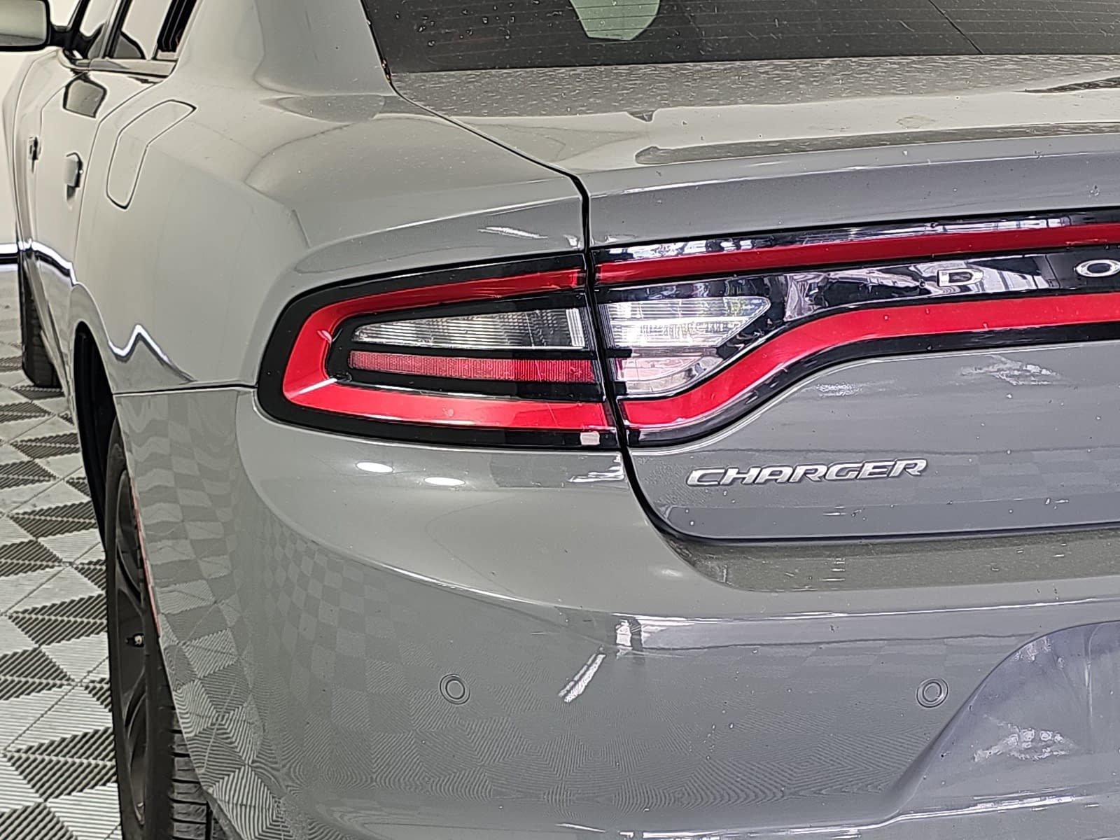 Used 2023 Dodge Charger SXT w/ Cold Weather Package RWD image 25