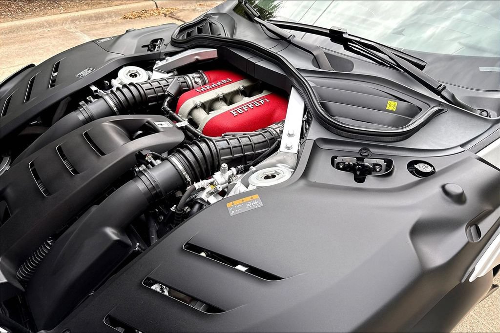 Used 2023 Ferrari Purosangue AWD/4WD image 29