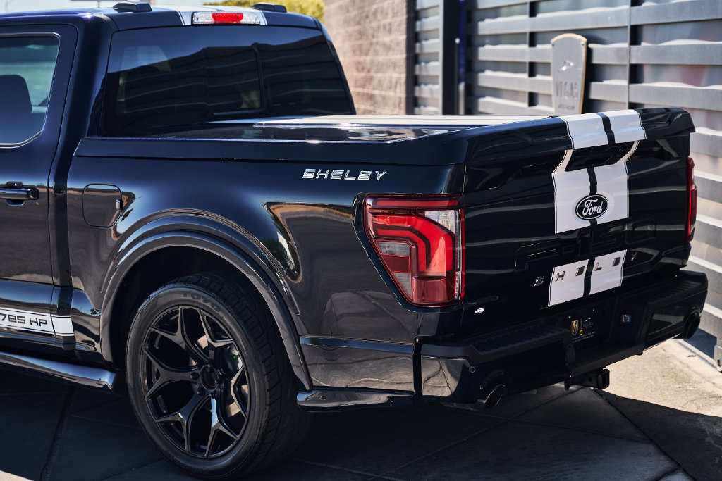 Used 2025 Ford F150 Lariat w/ Equipment Group 502A High AWD/4WD image 9